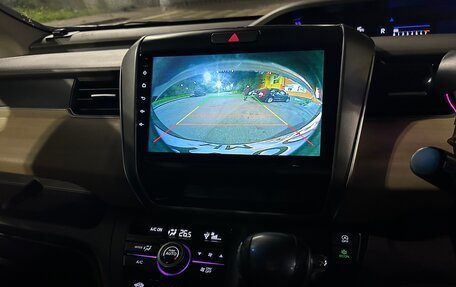 Honda Freed II, 2017 год, 1 485 000 рублей, 6 фотография