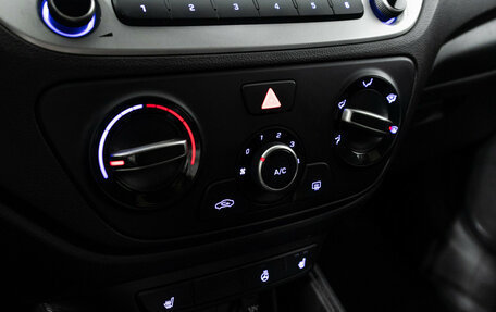 Hyundai Solaris II рестайлинг, 2017 год, 1 099 700 рублей, 15 фотография