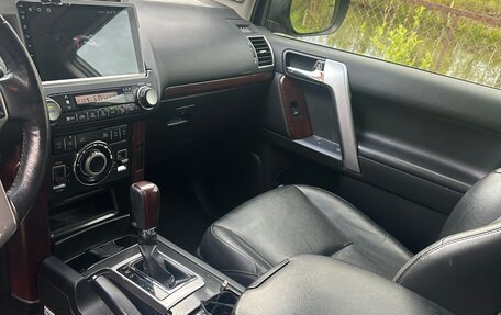 Toyota Land Cruiser Prado 150 рестайлинг 2, 2016 год, 3 150 000 рублей, 8 фотография