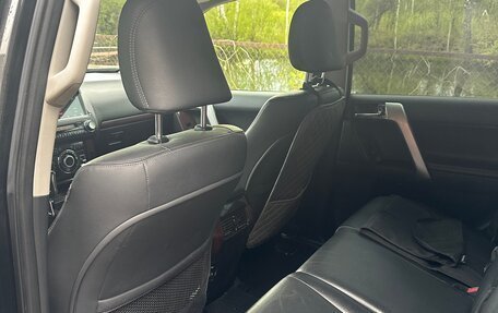 Toyota Land Cruiser Prado 150 рестайлинг 2, 2016 год, 3 150 000 рублей, 11 фотография