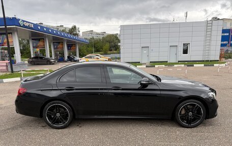 Mercedes-Benz E-Класс, 2019 год, 2 750 000 рублей, 6 фотография