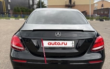 Mercedes-Benz E-Класс, 2019 год, 2 750 000 рублей, 3 фотография