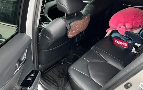 Toyota Camry, 2018 год, 2 230 000 рублей, 8 фотография