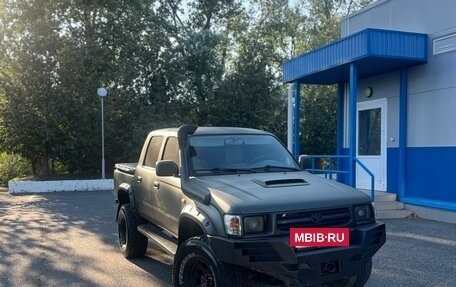 Toyota Hilux VI, 1999 год, 1 690 000 рублей, 4 фотография