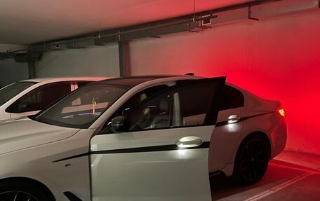 BMW 5 серия, 2019 год, 4 200 000 рублей, 5 фотография