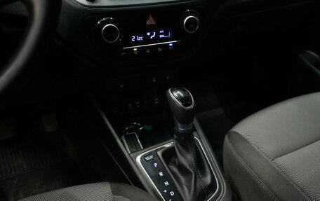 Hyundai Solaris II рестайлинг, 2018 год, 1 500 000 рублей, 14 фотография