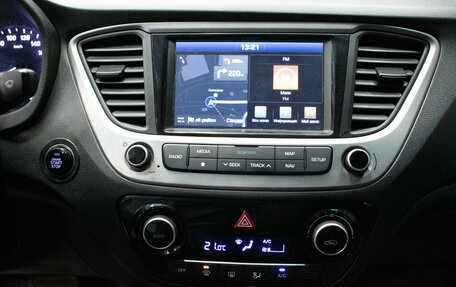 Hyundai Solaris II рестайлинг, 2018 год, 1 500 000 рублей, 16 фотография