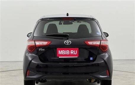 Toyota Vitz, 2018 год, 700 000 рублей, 3 фотография