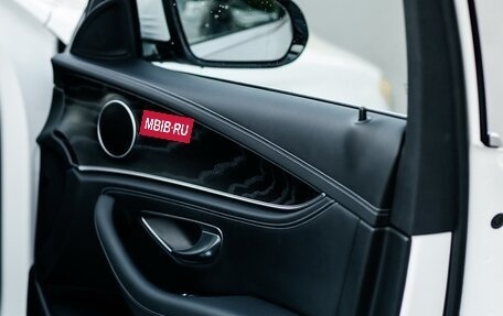 Mercedes-Benz E-Класс, 2020 год, 4 450 000 рублей, 12 фотография