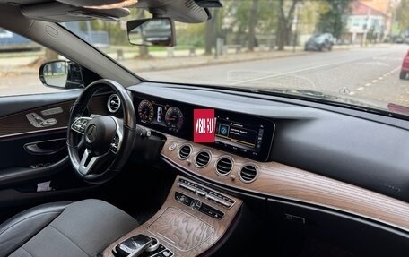 Mercedes-Benz E-Класс, 2018 год, 2 380 000 рублей, 11 фотография