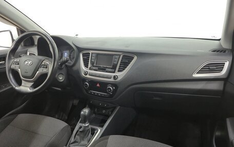 Hyundai Solaris II рестайлинг, 2019 год, 1 110 000 рублей, 12 фотография