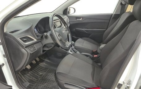 Hyundai Solaris II рестайлинг, 2019 год, 1 110 000 рублей, 9 фотография