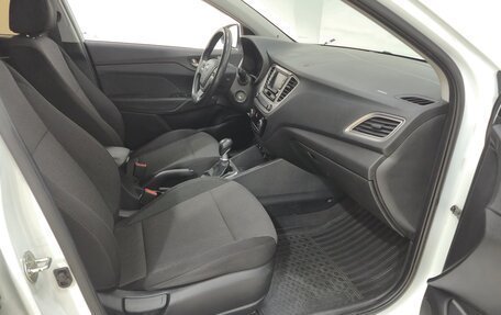 Hyundai Solaris II рестайлинг, 2019 год, 1 110 000 рублей, 13 фотография