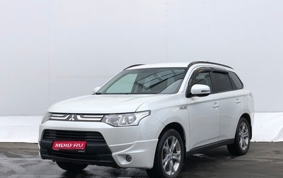 Mitsubishi Outlander III рестайлинг 3, 2013 год, 1 490 000 рублей, 1 фотография