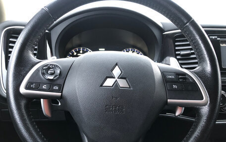 Mitsubishi Outlander III рестайлинг 3, 2013 год, 1 490 000 рублей, 20 фотография