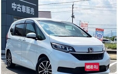 Honda Freed II, 2021 год, 1 300 000 рублей, 4 фотография