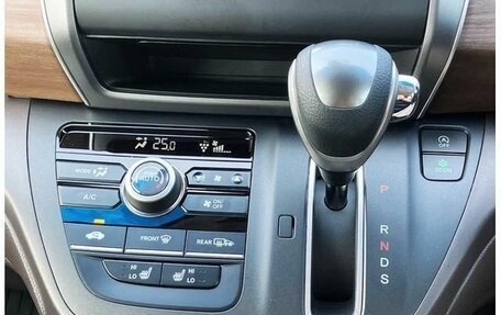 Honda Freed II, 2021 год, 1 300 000 рублей, 18 фотография