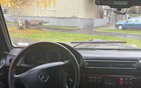 Mercedes-Benz G-Класс W463 рестайлинг _ii, 1998 год, 1 630 000 рублей, 8 фотография