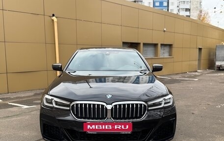 BMW 5 серия, 2020 год, 3 995 000 рублей, 2 фотография