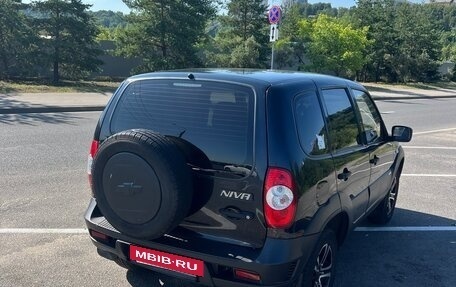 Chevrolet Niva I рестайлинг, 2013 год, 410 000 рублей, 4 фотография