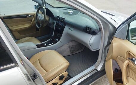 Mercedes-Benz C-Класс, 2003 год, 500 000 рублей, 9 фотография