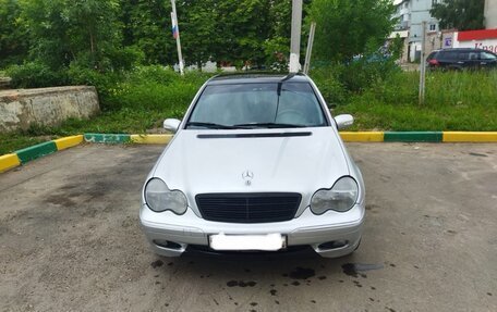 Mercedes-Benz C-Класс, 2003 год, 500 000 рублей, 8 фотография