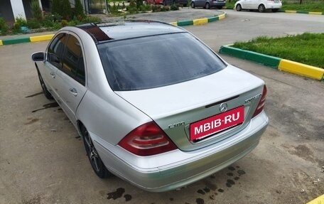 Mercedes-Benz C-Класс, 2003 год, 500 000 рублей, 5 фотография