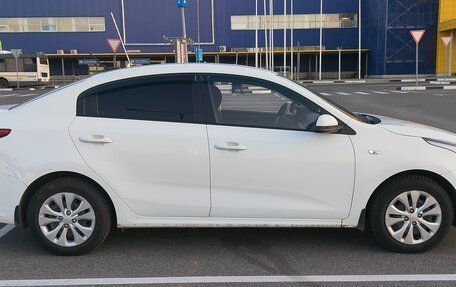 KIA Rio IV, 2017 год, 650 000 рублей, 7 фотография