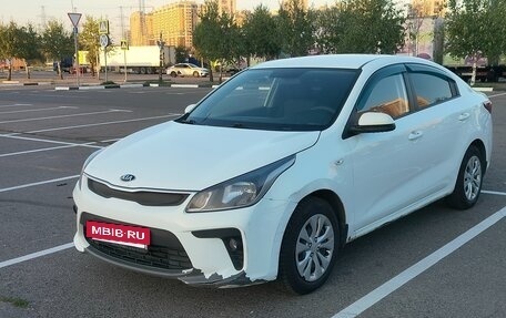 KIA Rio IV, 2017 год, 650 000 рублей, 2 фотография
