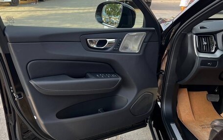 Volvo XC60 II, 2024 год, 7 800 000 рублей, 7 фотография