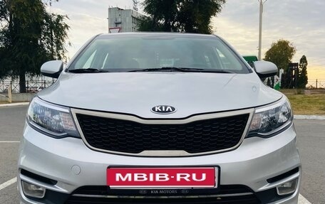 KIA Rio III рестайлинг, 2016 год, 890 000 рублей, 1 фотография