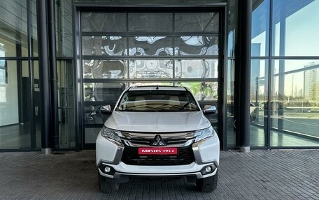 Mitsubishi Montero Sport, 2019 год, 3 000 000 рублей, 3 фотография