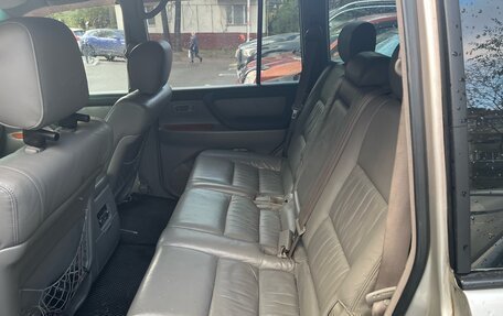 Toyota Land Cruiser 100 рестайлинг 2, 2003 год, 1 580 000 рублей, 7 фотография