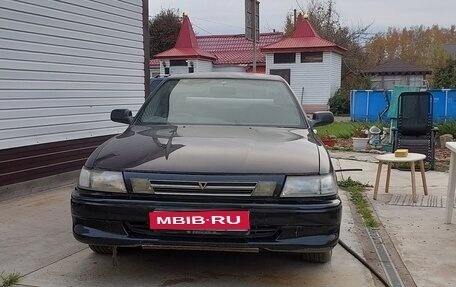 Toyota Vista, 1993 год, 160 000 рублей, 1 фотография
