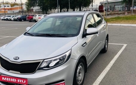 KIA Rio III рестайлинг, 2016 год, 890 000 рублей, 2 фотография