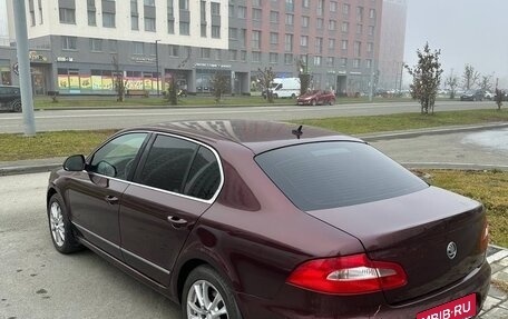 Skoda Superb III рестайлинг, 2010 год, 800 000 рублей, 3 фотография