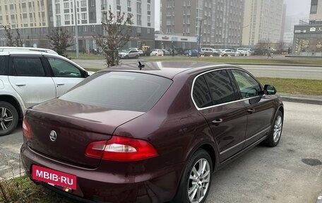 Skoda Superb III рестайлинг, 2010 год, 800 000 рублей, 4 фотография