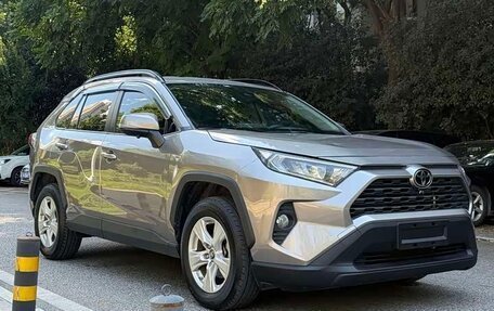 Toyota RAV4, 2022 год, 2 190 000 рублей, 7 фотография