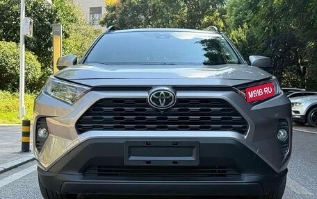 Toyota RAV4, 2022 год, 2 190 000 рублей, 1 фотография