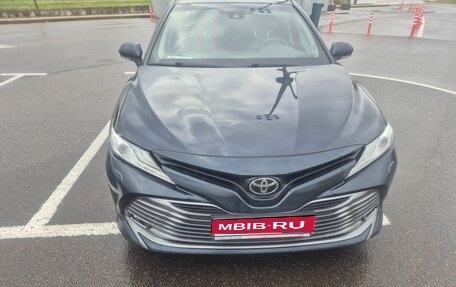 Toyota Camry, 2020 год, 2 950 000 рублей, 1 фотография