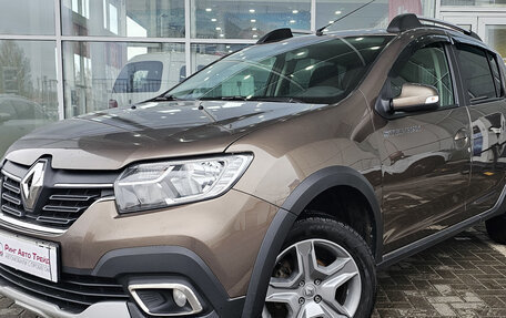 Renault Sandero II рестайлинг, 2021 год, 1 199 000 рублей, 1 фотография