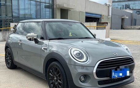MINI Clubman, 2021 год, 2 560 000 рублей, 2 фотография
