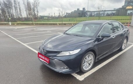 Toyota Camry, 2020 год, 2 950 000 рублей, 2 фотография