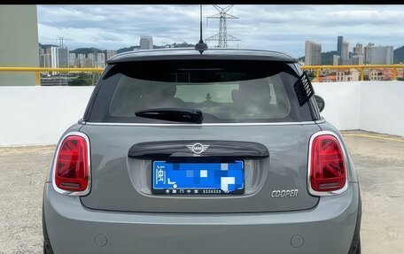MINI Clubman, 2021 год, 2 560 000 рублей, 6 фотография