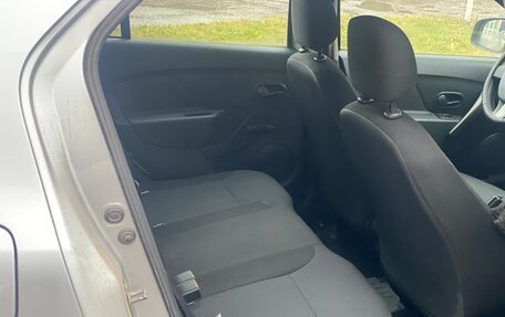 Renault Logan II, 2014 год, 515 000 рублей, 5 фотография