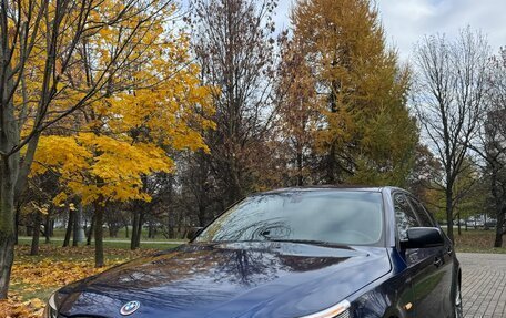 BMW 5 серия, 2004 год, 1 350 000 рублей, 3 фотография