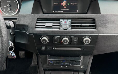 BMW 5 серия, 2004 год, 1 350 000 рублей, 19 фотография