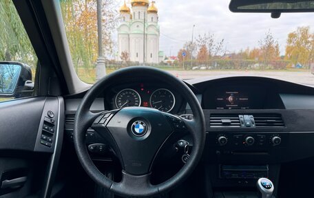 BMW 5 серия, 2004 год, 1 350 000 рублей, 24 фотография