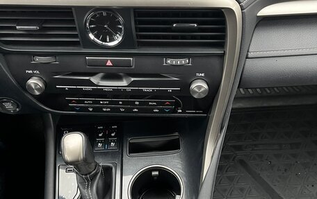 Lexus RX IV рестайлинг, 2019 год, 4 590 000 рублей, 11 фотография