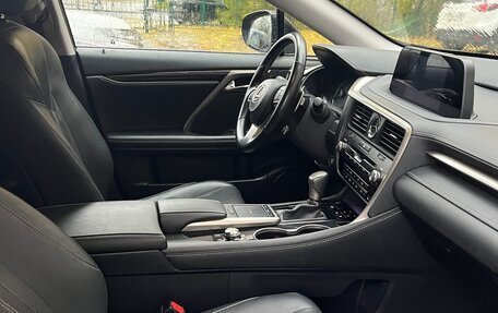 Lexus RX IV рестайлинг, 2019 год, 4 590 000 рублей, 14 фотография